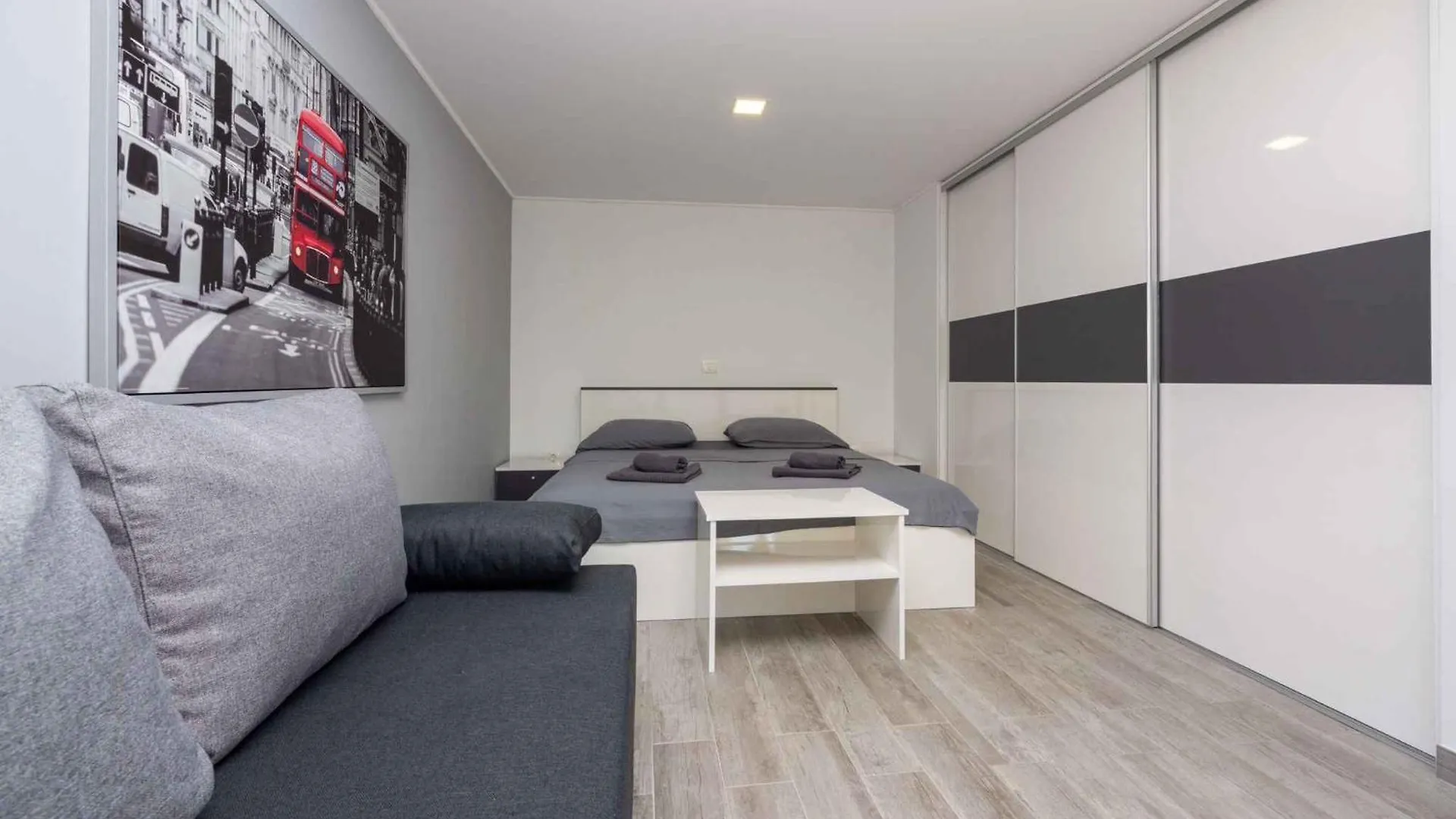 Apartments In Dramalj 45020